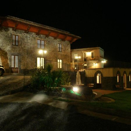 Antico Borgo Petralia Guest House ซัฟเฟรานา เอตเนอา ภายนอก รูปภาพ