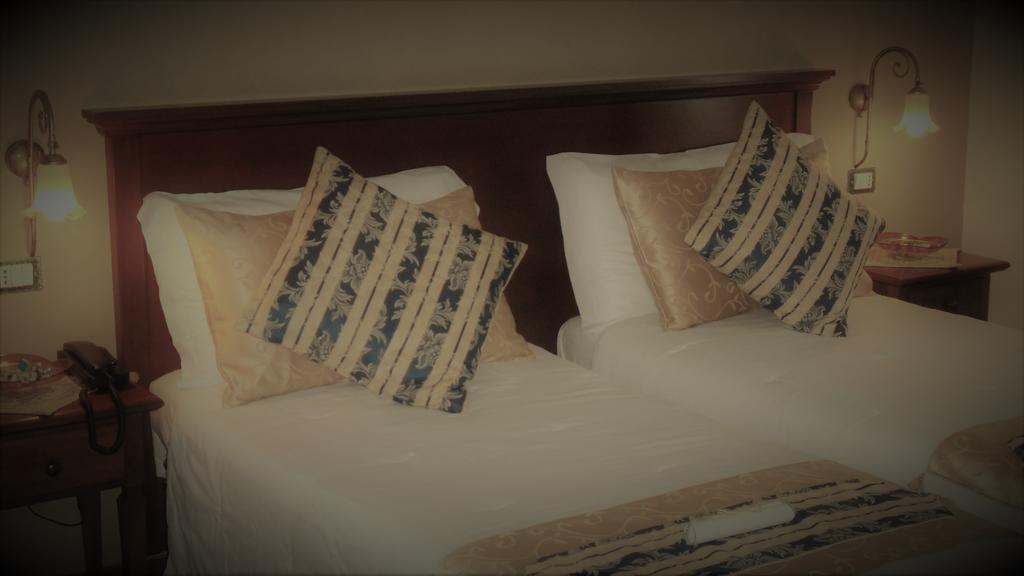 Antico Borgo Petralia Guest House ซัฟเฟรานา เอตเนอา ภายนอก รูปภาพ