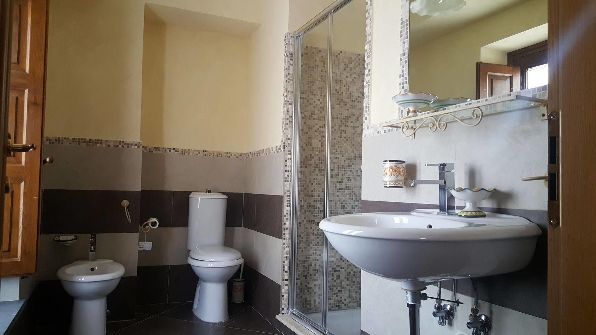 Antico Borgo Petralia Guest House ซัฟเฟรานา เอตเนอา ภายนอก รูปภาพ